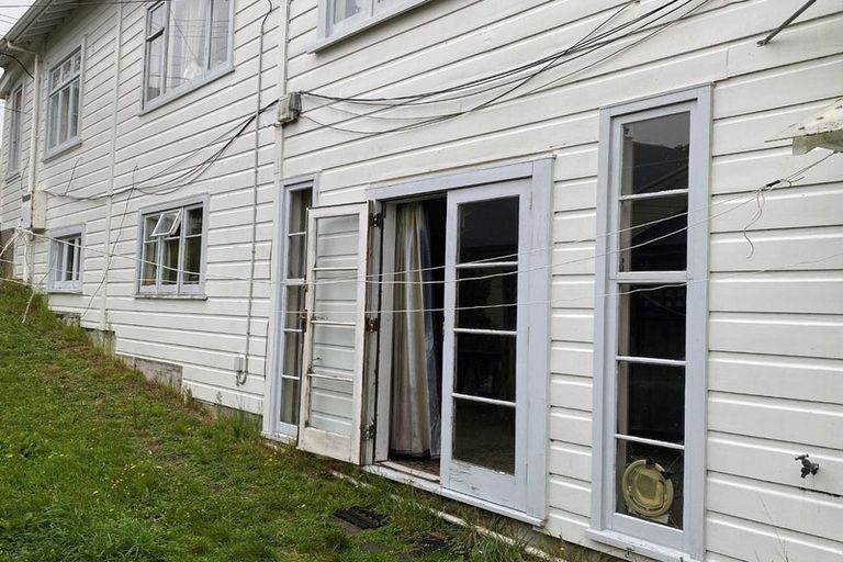 Photo of property in 34 Disley Street, Highbury, Wellington, 6012