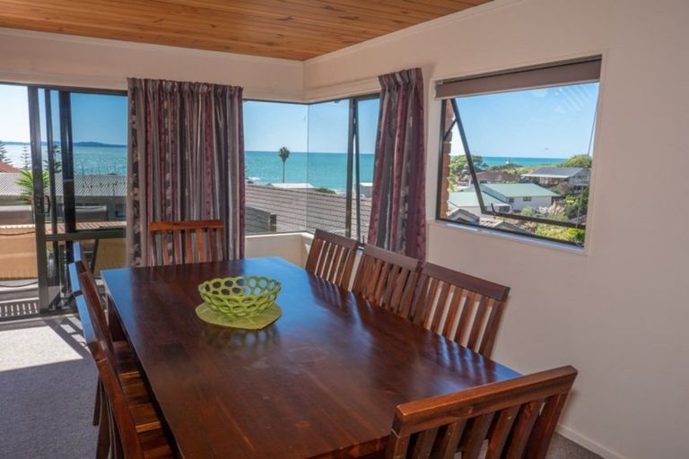 Photo of property in 33 Stratford Drive, Cable Bay, 0420