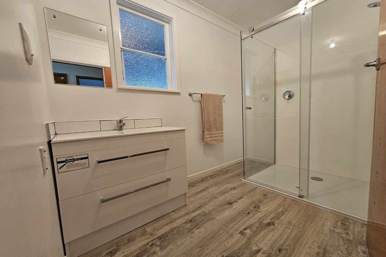 Photo of property in 18 Ashton Terrace, Castlecliff, Whanganui, 4501