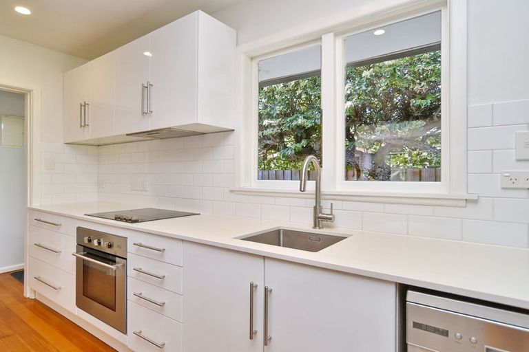 Photo of property in 29 Palmside Street, Somerfield, Christchurch, 8024