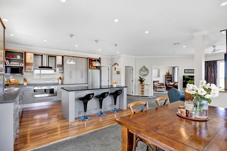 Photo of property in 355 Ngawhini Road, Hawera, 4674