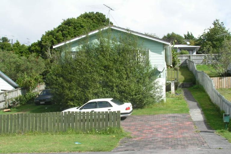 Photo of property in 61 Gallony Avenue, Massey, Auckland, 0614