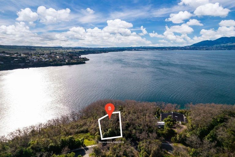 Photo of property in 31 Parawera Drive, Acacia Bay, Taupo, 3330