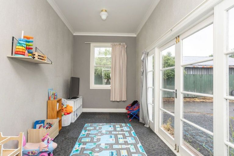 Photo of property in 30 Victoria Avenue, Dannevirke, 4930
