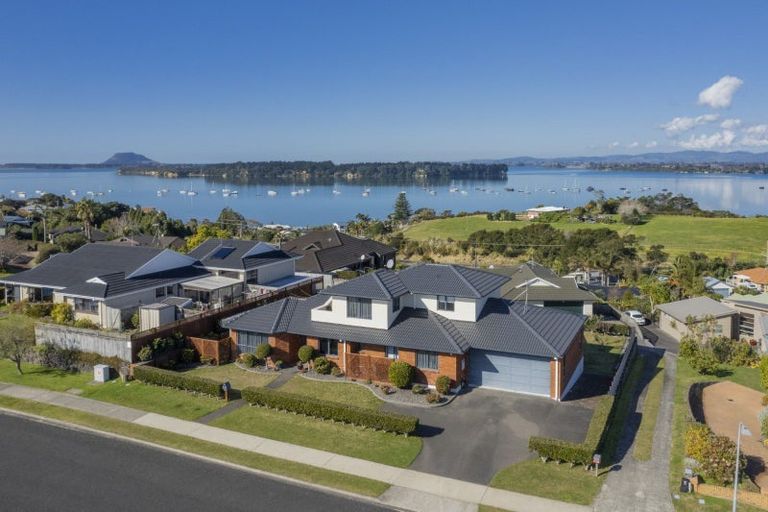 Photo of property in 47 Hamurana Road, Omokoroa, 3114