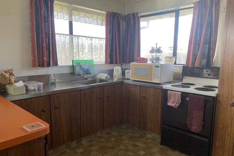 Photo of property in 30a Romilly Street, Westport, 7825