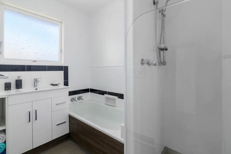 Photo of property in 25 Collie Drive, Pukehangi, Rotorua, 3015