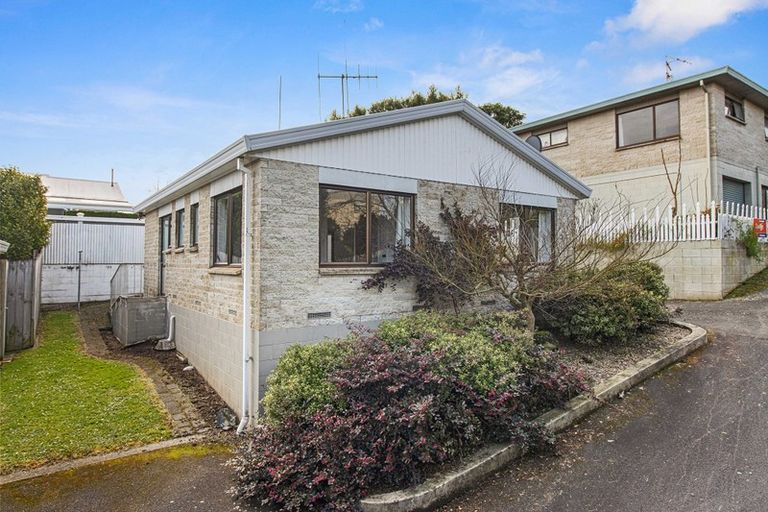 Photo of property in 2/11a Union Street, Claudelands, Hamilton, 3214