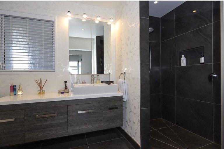 Photo of property in 3a Strathmore Way, Matua, Tauranga, 3110