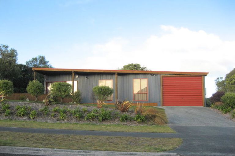 Photo of property in 28 Te Waaka Terrace, Kuratau, Turangi, 3381