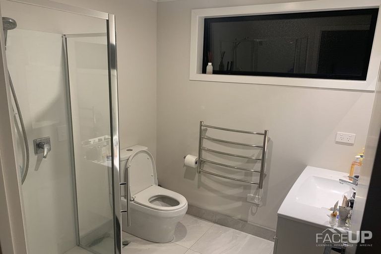 Photo of property in 6 Uku Lane, Hobsonville, Auckland, 0616