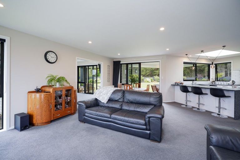 Photo of property in 32 Lumsden Drive, Waikiwi, Invercargill, 9810