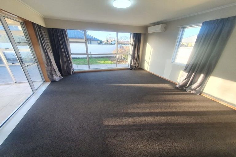 Photo of property in 6 Blairdon Place, Bishopdale, Christchurch, 8053