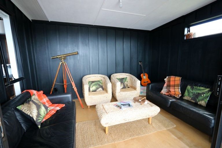 Photo of property in 16 Lang Road, Langs Beach, Waipu, 0582