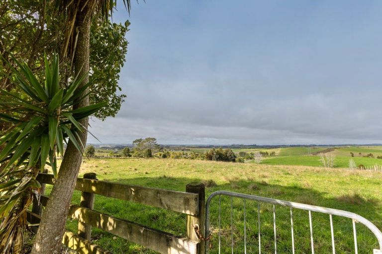 Photo of property in 459 Wiroa Road, Kerikeri, 0293