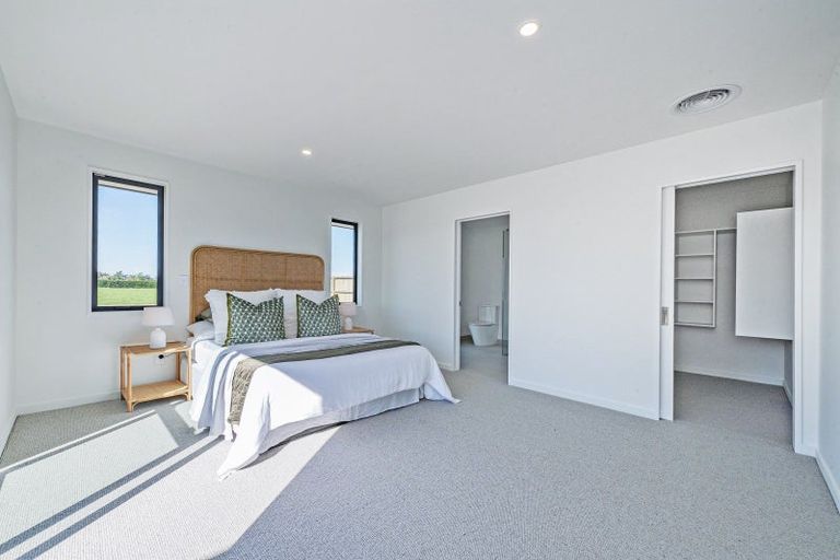 Photo of property in 15 Merino Crescent, Kirwee, 7571