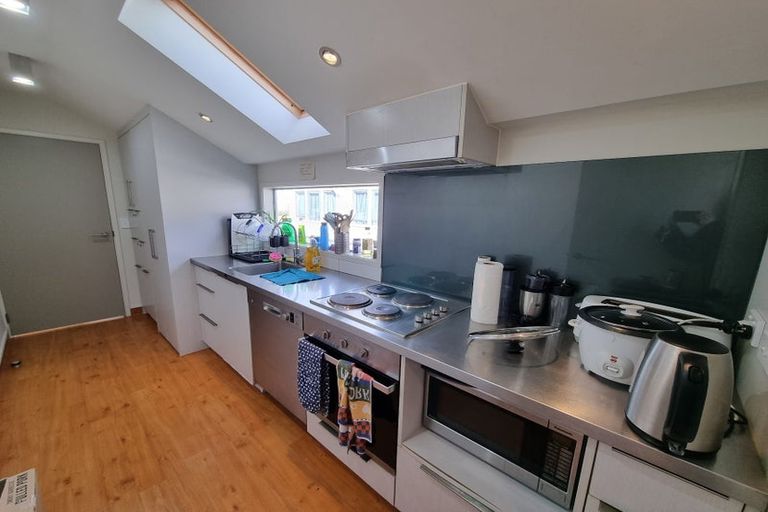 Photo of property in 115 Clyde Street, North Dunedin, Dunedin, 9016
