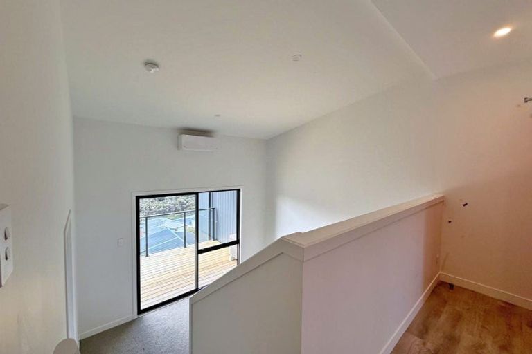 Photo of property in 5/3 Kawau Close, Orewa, 0931