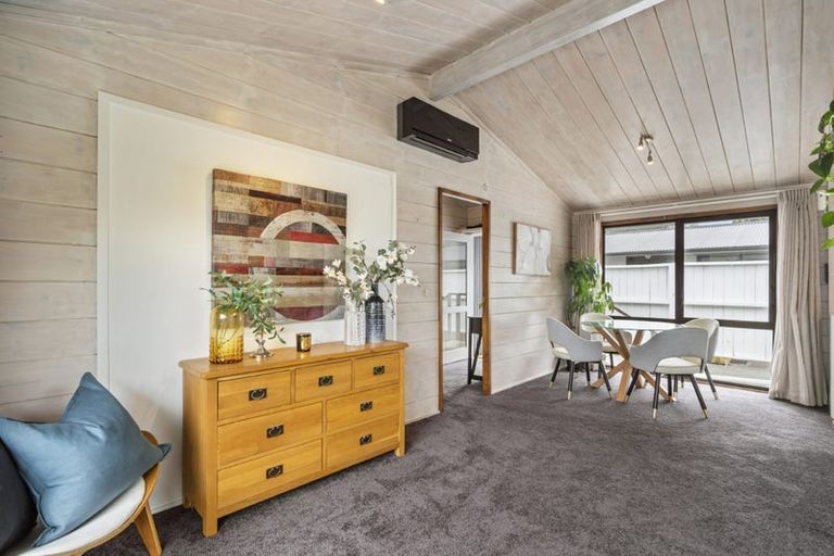 Photo of property in 1/38 Sandiacre Way, Browns Bay, Auckland, 0630