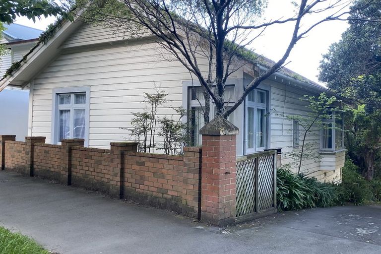 Photo of property in 112 Upland Road, Kelburn, Wellington, 6012