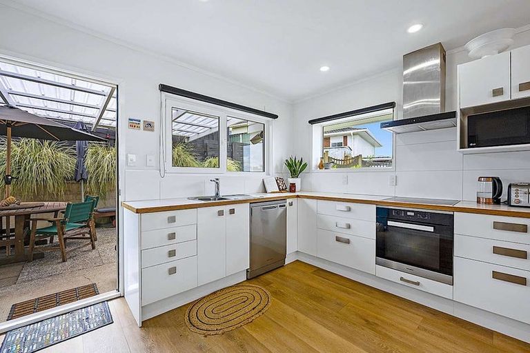 Photo of property in 3/175 Birkenhead Avenue, Birkenhead, Auckland, 0626