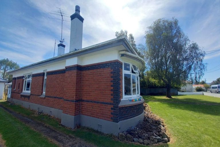 Photo of property in 8 Donnington Street, Ohai, 9635