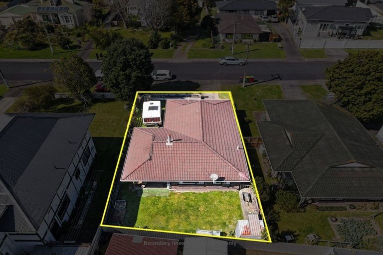 Photo of property in 3/2 Albert Street, Papakura, 2110