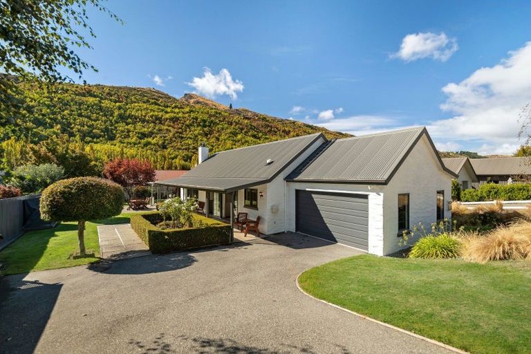 Photo of property in 101 Devon Street, Arrowtown, 9302