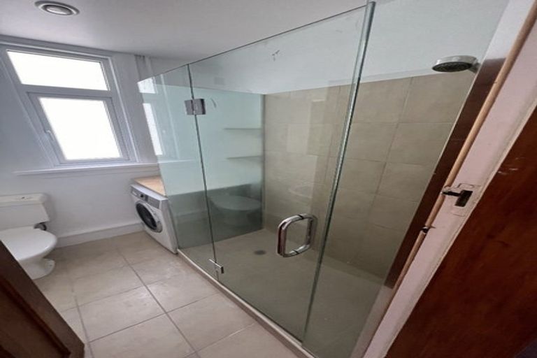 Photo of property in 23cu1 Maida Vale Road, Roseneath, Wellington, 6011