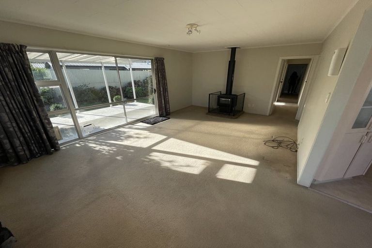 Photo of property in 17 Durham Avenue, Tamatea, Napier, 4112