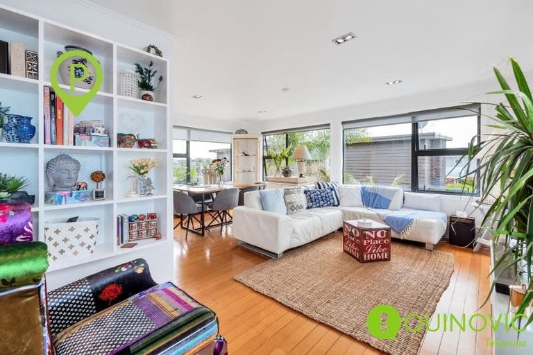 Photo of property in 5/233 Hurstmere Road, Takapuna, Auckland, 0622