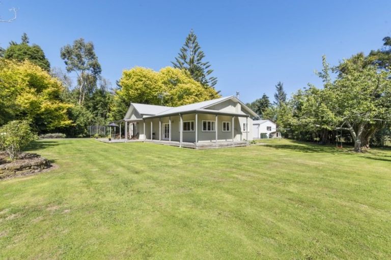 Photo of property in 378 Arapaepae Road South, Levin, 5571