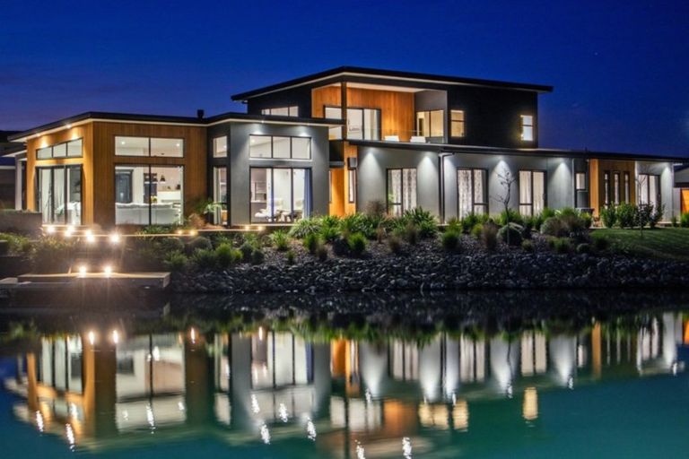 Photo of property in 1 Waterton Point, Huntingdon, Ashburton, 7774