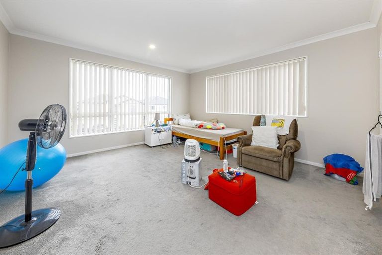 Photo of property in 20 Rohi Place, Flat Bush, Auckland, 2019