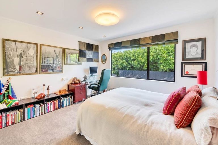 Photo of property in 230 Hurstmere Road, Takapuna, Auckland, 0622