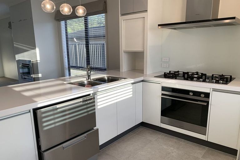 Photo of property in 17 Somerby Mews, Silverstream, Upper Hutt, 5019