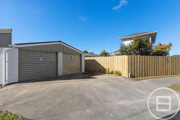 Photo of property in 902 Avonside Drive, Avondale, Christchurch, 8061