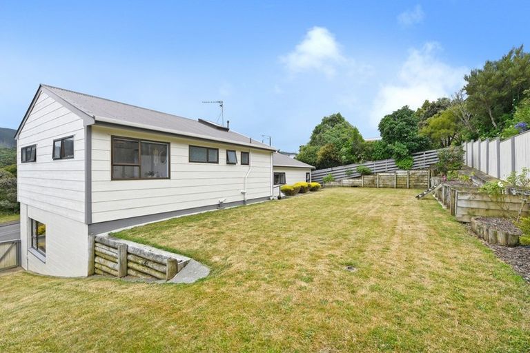 Photo of property in 52 Major Drive, Kelson, Lower Hutt, 5010