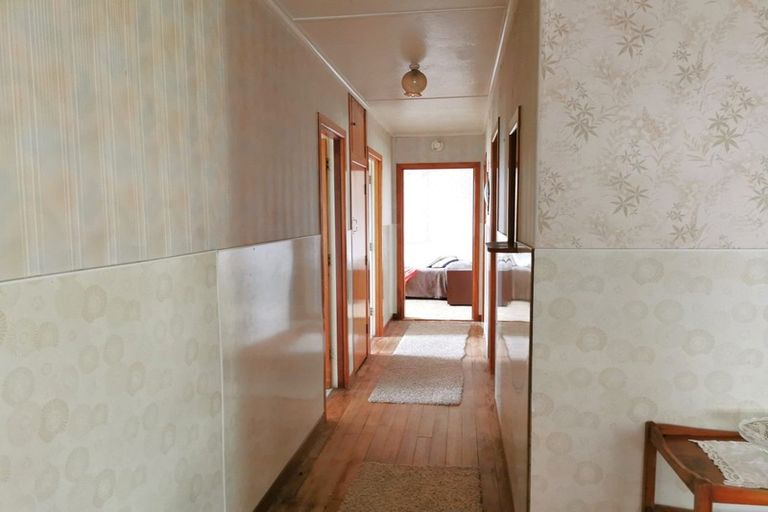 Photo of property in 105 Apatu Street, Wairoa, 4108