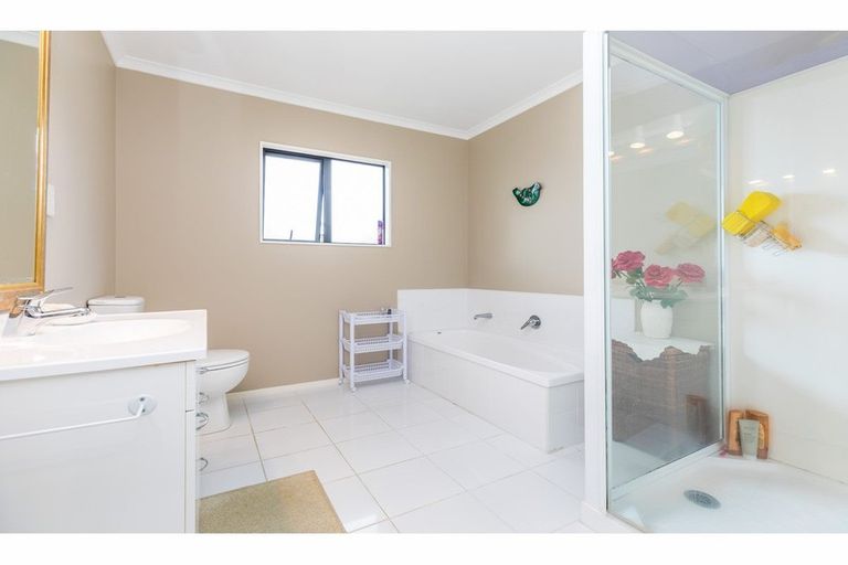 Photo of property in 15c Rishworth Avenue, Stanmore Bay, Whangaparaoa, 0932