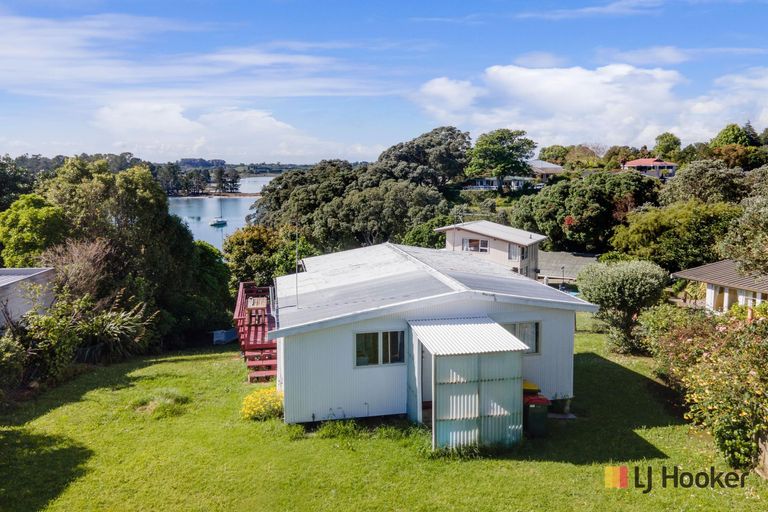 Photo of property in 16 Giles Way, Tanners Point, Tahawai, 3177