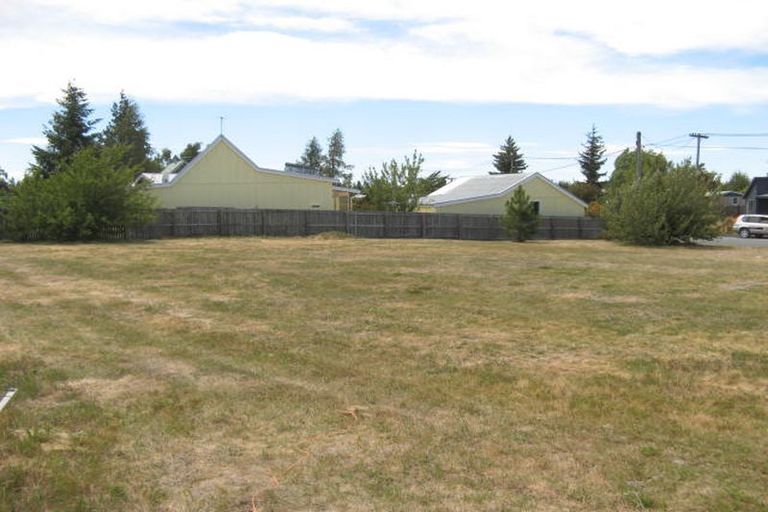 Photo of property in 52 Glencairn Road, Twizel, 7901