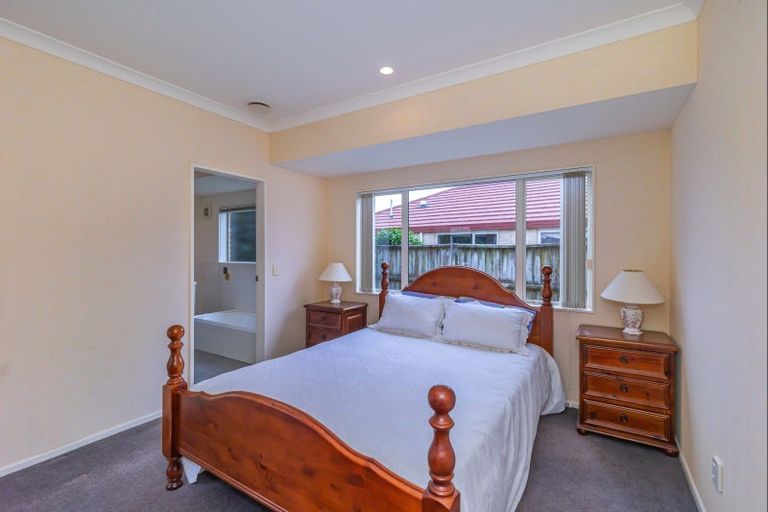 Photo of property in 50 Easton Way, Levin, 5510