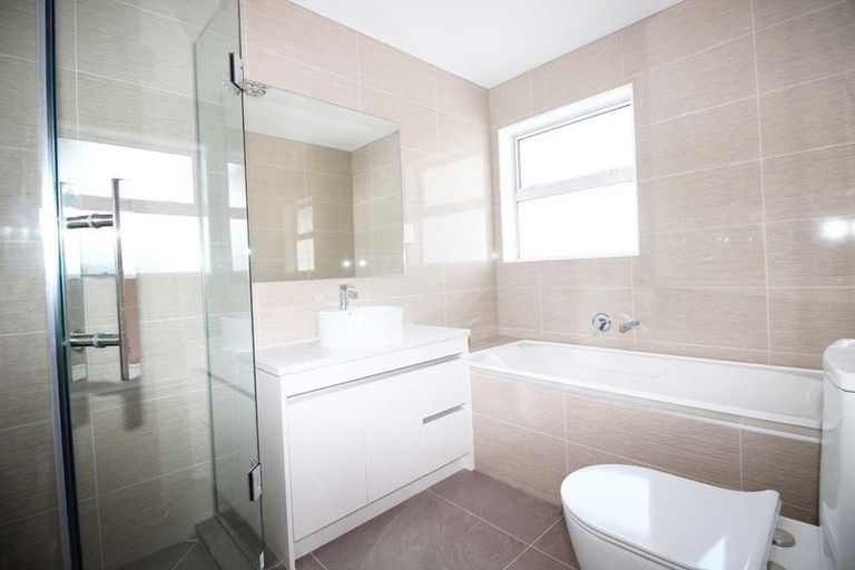 Photo of property in 78 Jeroboam Loop, Kumeu, 0810