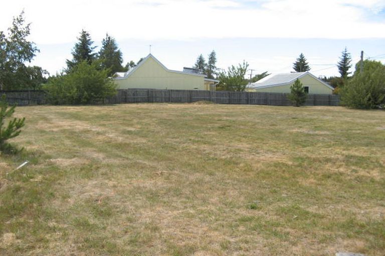 Photo of property in 52 Glencairn Road, Twizel, 7901