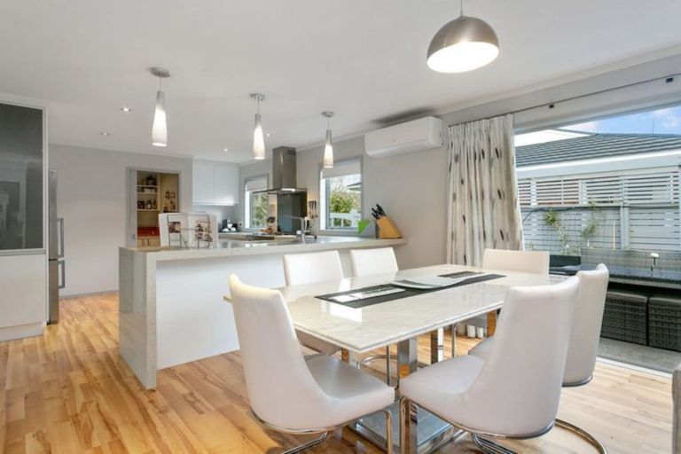 Photo of property in 17 Sheridan Crescent, Leamington, Cambridge, 3432