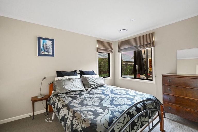 Photo of property in 2 Sovereign Place, Rototuna North, Hamilton, 3210