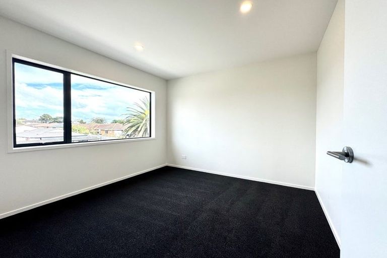 Photo of property in 22a Royton Avenue, Mangere East, Auckland, 2024