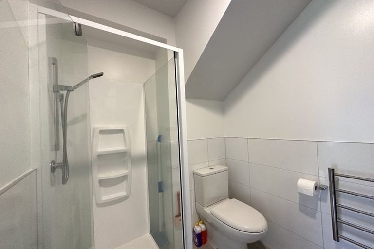 Photo of property in 19 Wharetana Crescent, New Lynn, Auckland, 0600