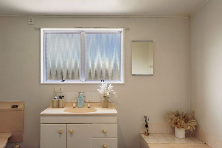 Photo of property in 93a Charles Street, Westshore, Napier, 4110